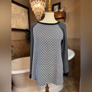 LOFT small Geometric Blouse